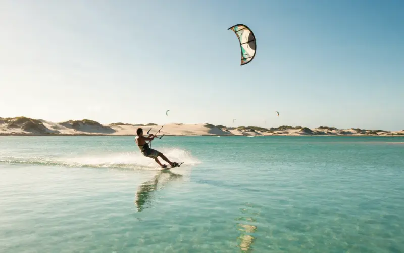 Temporada de competição: como se organiza o ano do kitesurf no Brasil