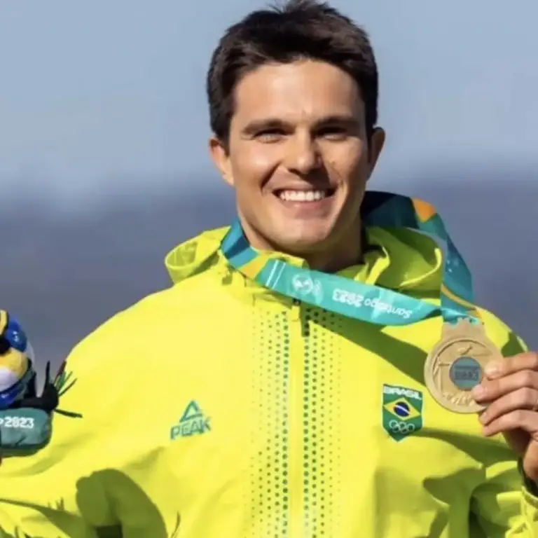 Bruno Lobo