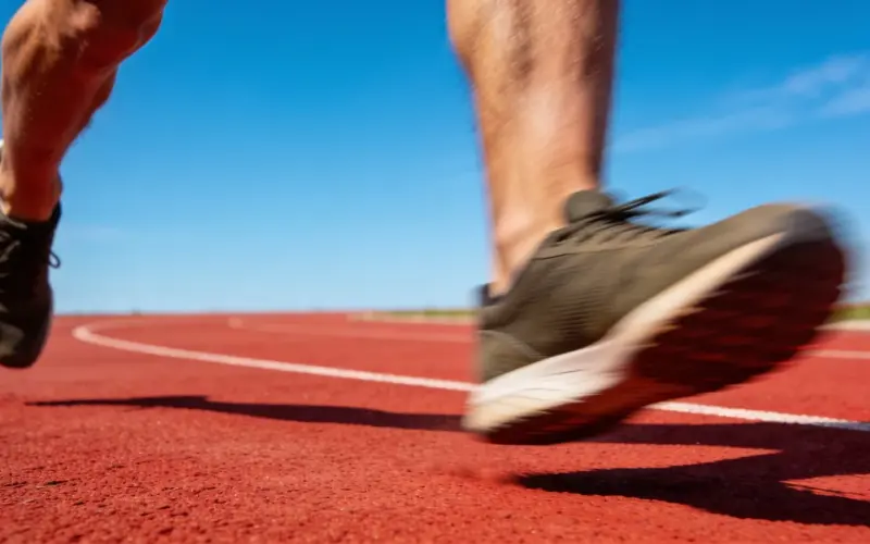 Quantos km dura um tênis de corrida? Os sinais de que ele acabou antes de você perceber