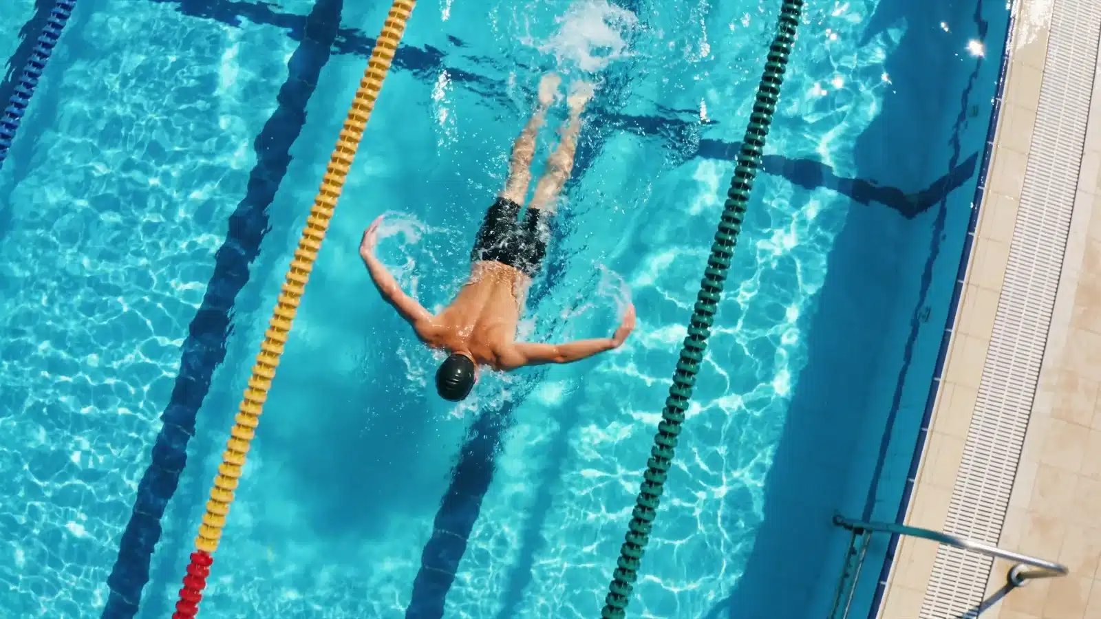 Pace na natação: quanto tempo leva para nadar 400 m, 750 m, 1,5 km, 1,9 km e 3,8 km