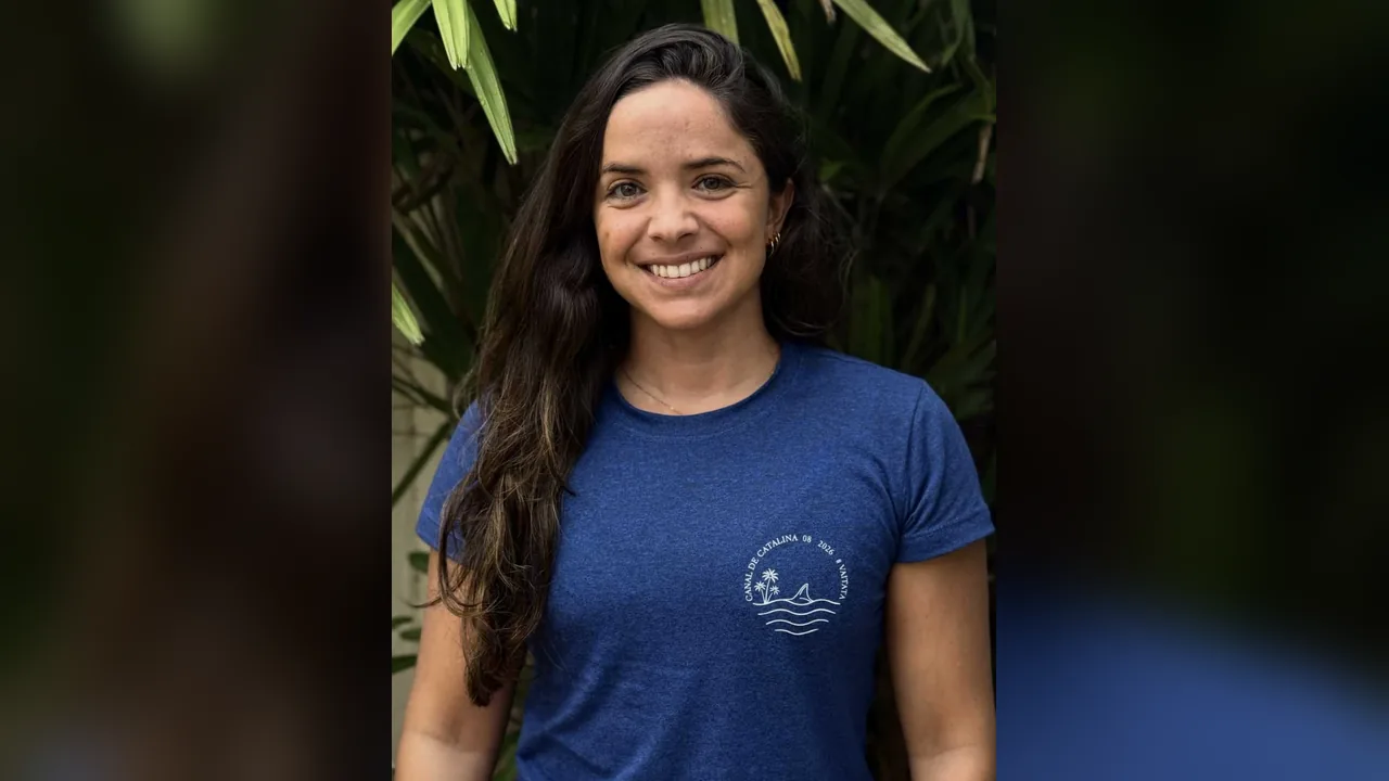 Thaís Sant’Ana fecha a Tríplice Coroa das Águas Abertas no Canal de Catalina